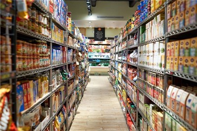 美味飘香，安心共享——美味家族食品的经营之道